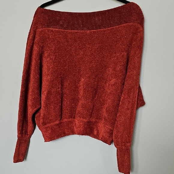 Free People Cozy Chic Red Off-the-Shoulder Boatneck Sweater Chenille feel Small - Picture 8 of 8